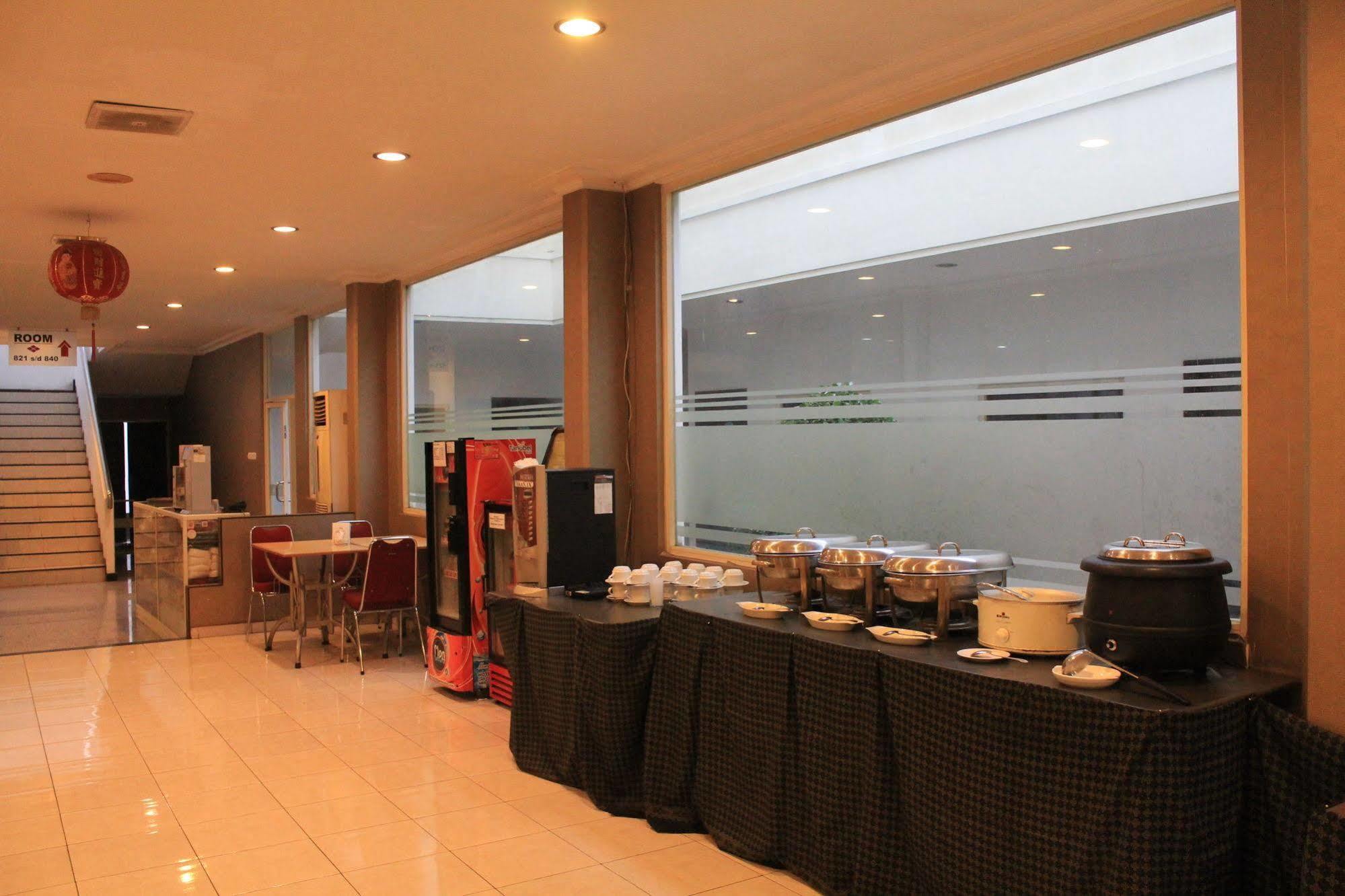 โรงแรมสินาร์3 Sedati ภายนอก รูปภาพ